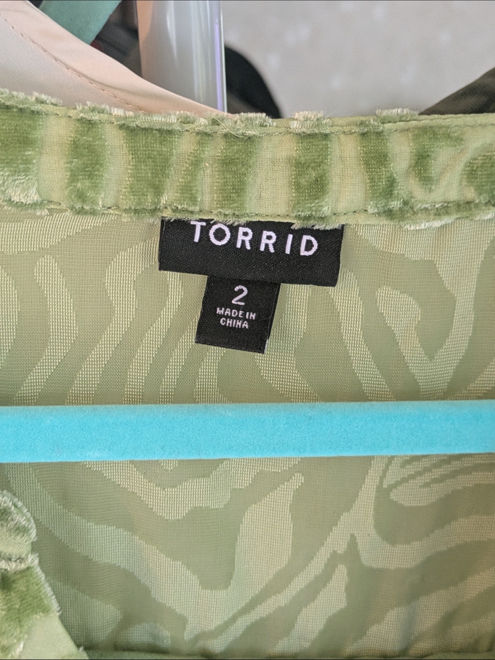 torrid Light Green Sheer Velvet Burnout Tunic - Picture 2 of 4
